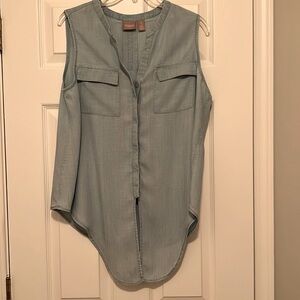 Chicos Chambray Blue Top Size 1 (Medium 10) Sleeveless Button Tie Front Shirt